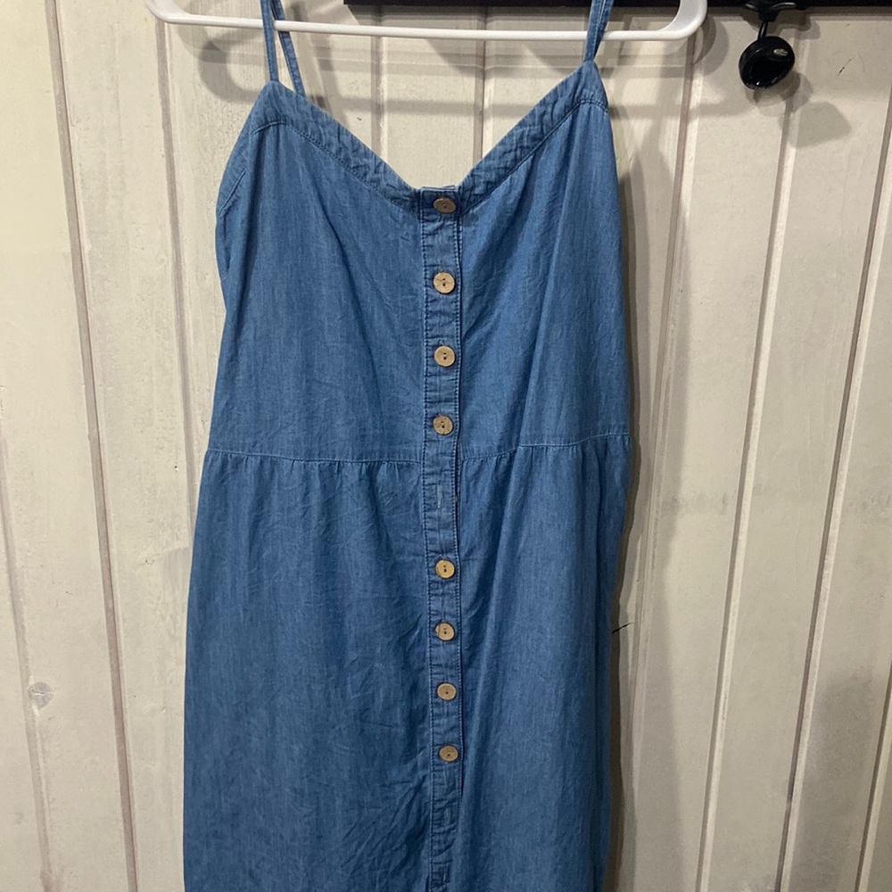 Adorable denim dress!